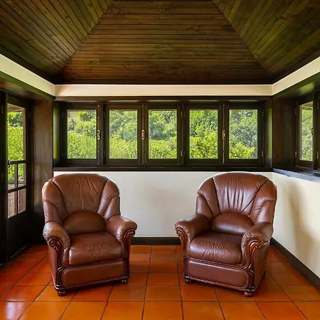 Isatour - Ninho D' Aguia * אגואדה