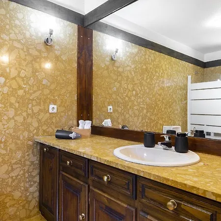 Isatour - Ninho D' Aguia בקתה אגואדה