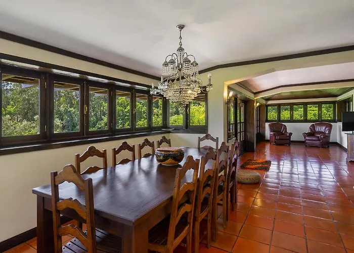 Isatour - Ninho D' Aguia Alpehytte Águeda